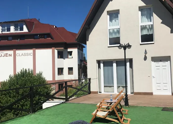 Zoara アパート コパオニク